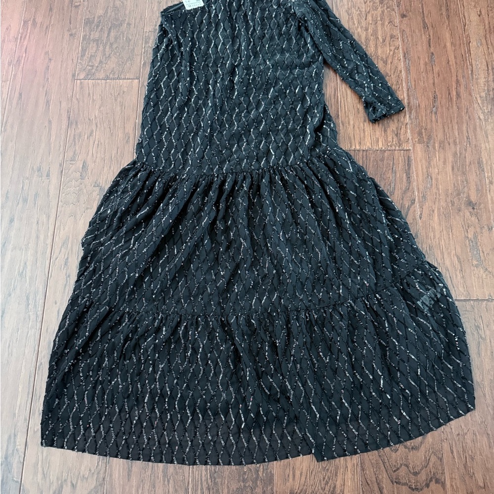 Zara Elegant Black Long Sleeve Dress with Silver Highlights